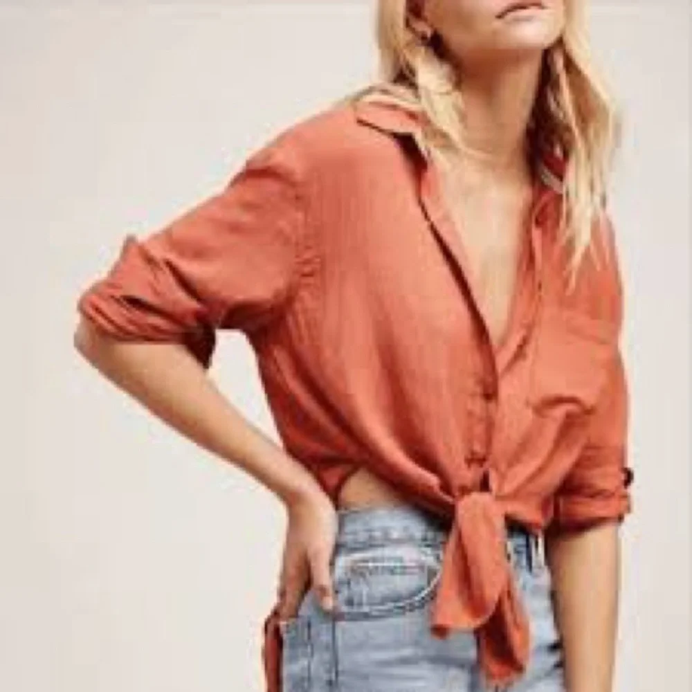 Free People Womens That's a Wrap Button Down Tie Front Shirt in Peach Coral Pink